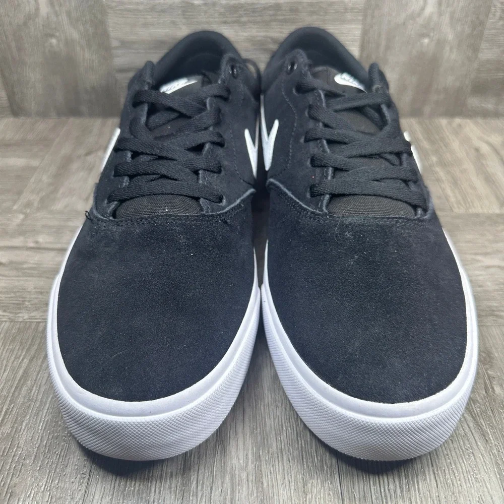 Nike Charge Skate Shoes Womens 11 Black Suede White NEW IM4399-001